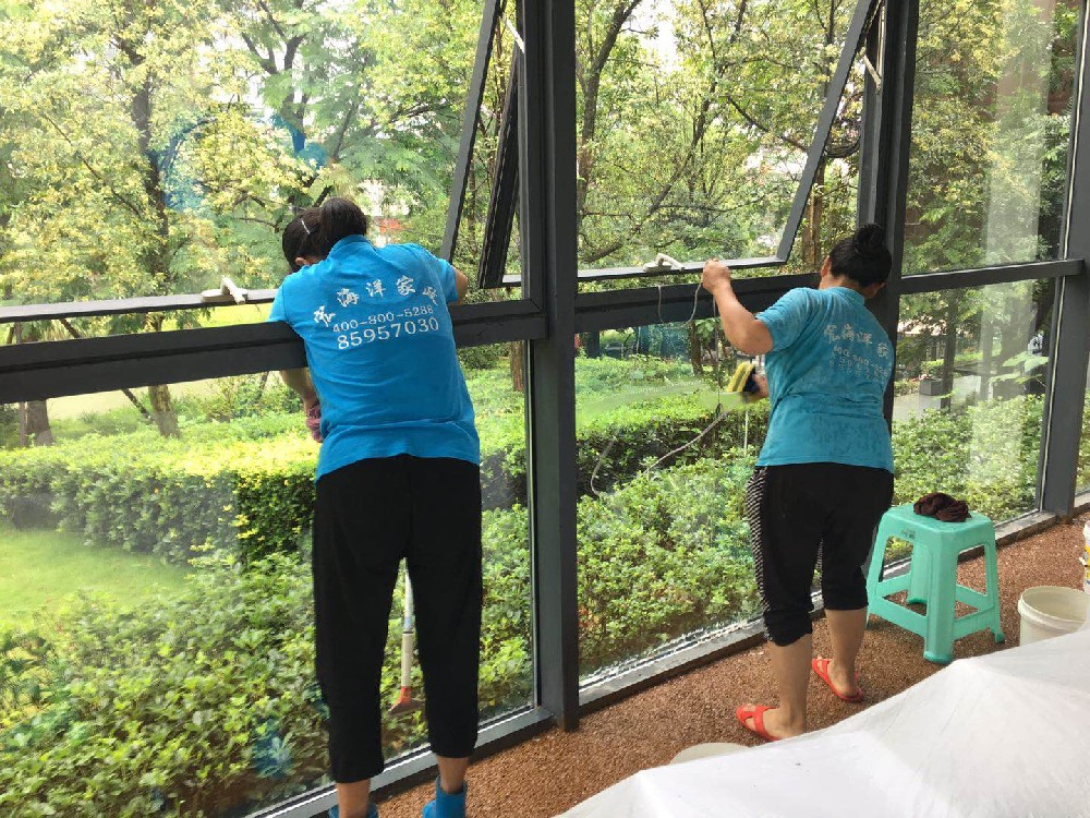 旺季保潔員不夠用，推薦靠譜的成都保潔公司