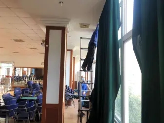 清洗窗簾前一定得分清楚材質(zhì)