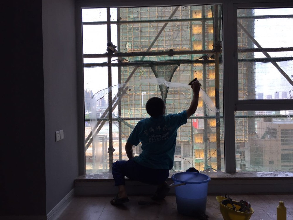 雙層玻璃中間位置臟怎么辦