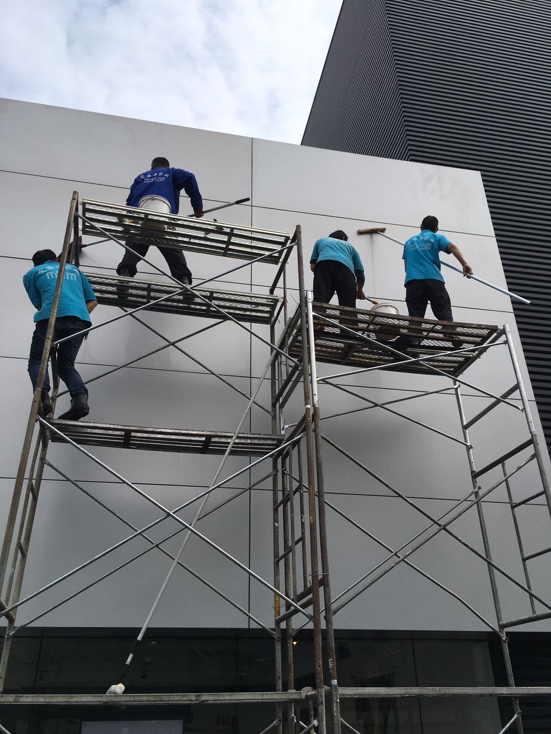 成都外墻清洗公司