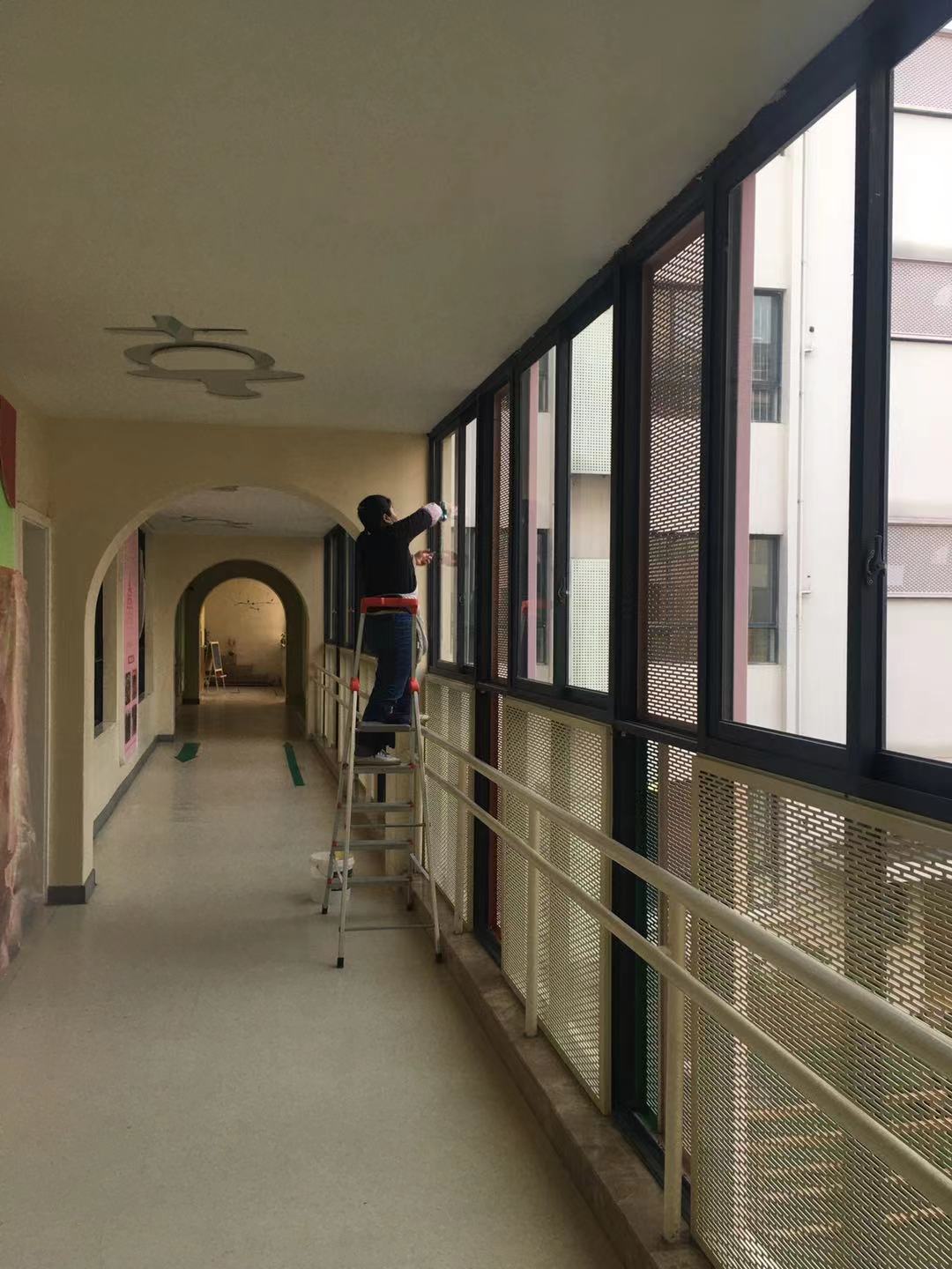 開學(xué)啦-學(xué)校保潔服務(wù)