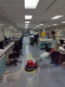 地板膠清洗打蠟護(hù)理