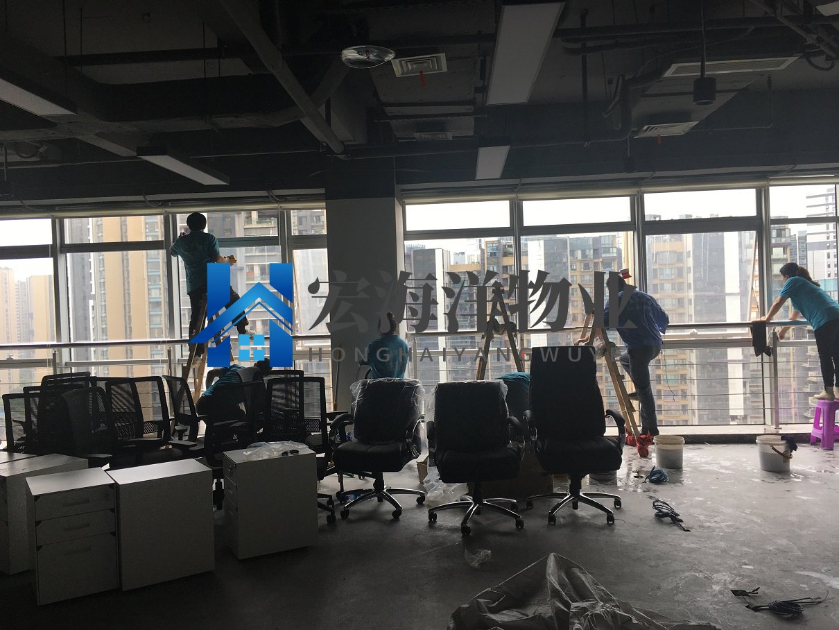 通過對比分析法，怎么選擇成都保潔公司才靠譜