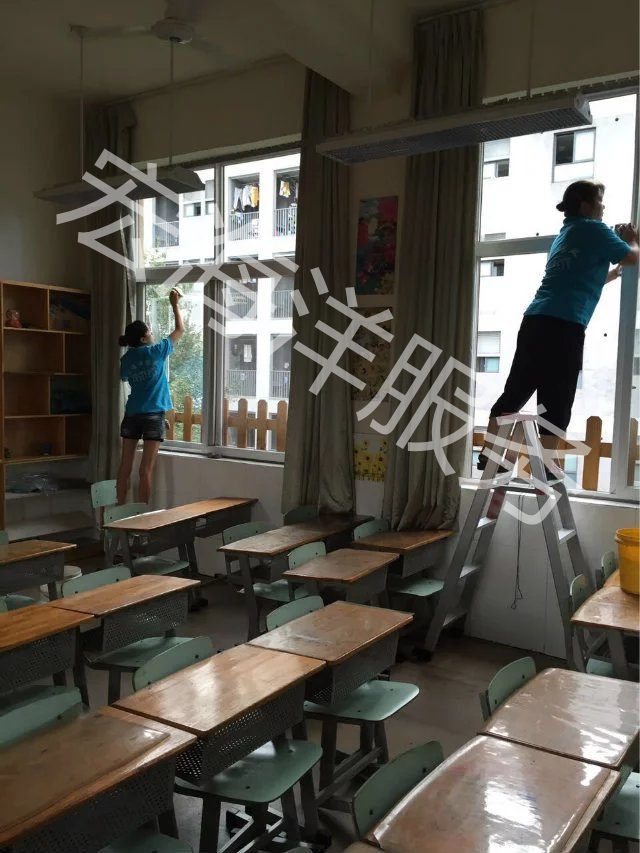 幼兒園每日保潔服務(wù)內(nèi)容與保潔質(zhì)量標(biāo)準(zhǔn)